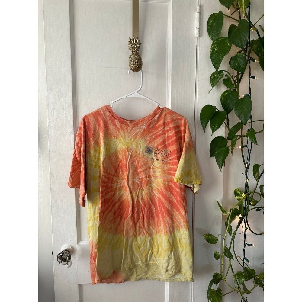 Gildan size x-large orange regional tie dye shirt